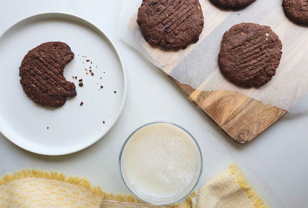 Double Chocolate Cookies – 2 Ways! (Paleo & Vegan Friendly)